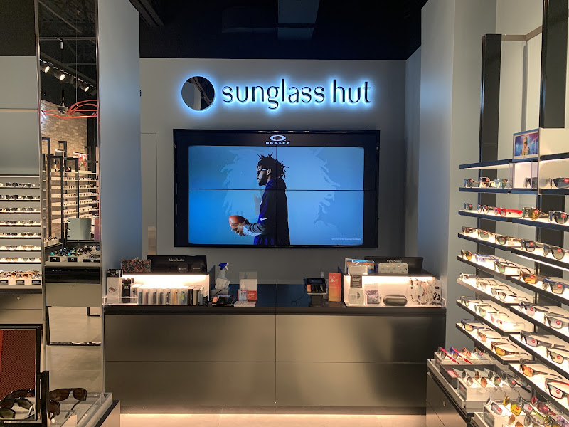 Sunglass Hut