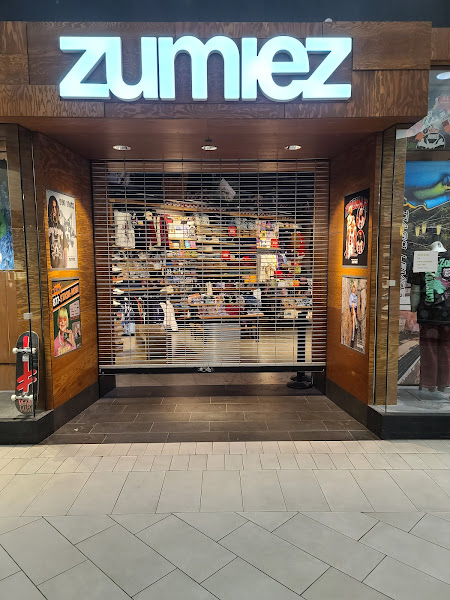 Zumiez