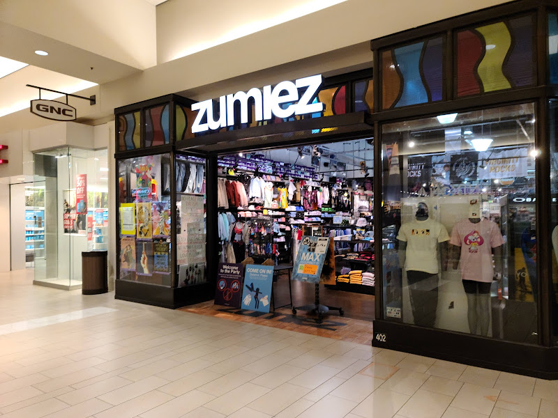 Zumiez