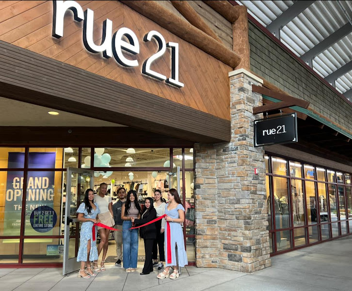 Outlets at the Dells
