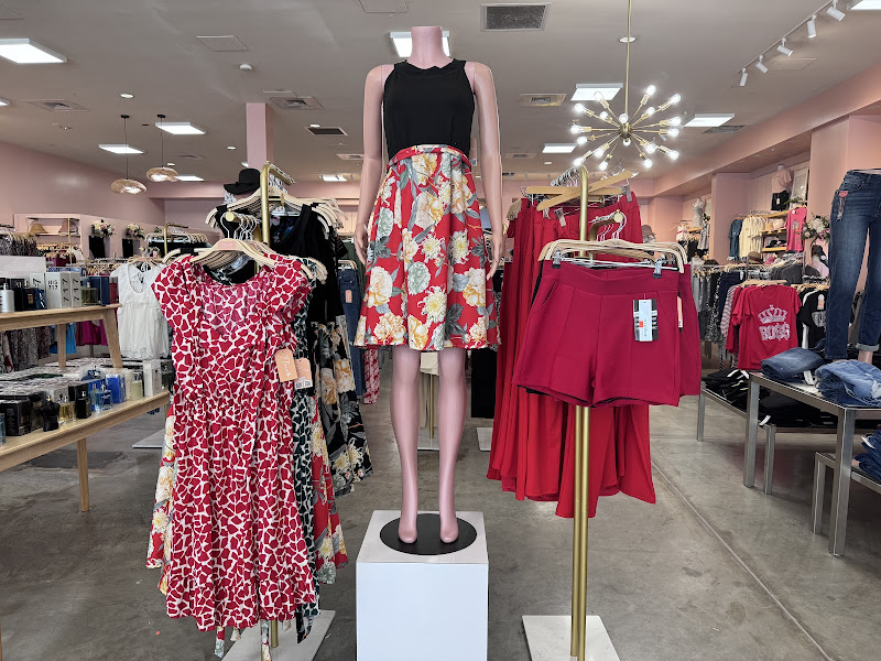 FLORA FASHION CLOTHING & ACCESSORIES