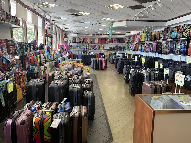 Luggage Outlet Orlando at Marketplace Outlet