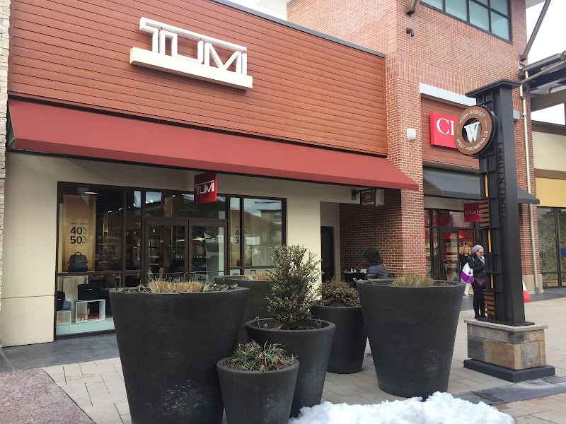 Tumi
