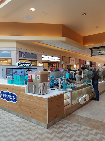Cinnabon