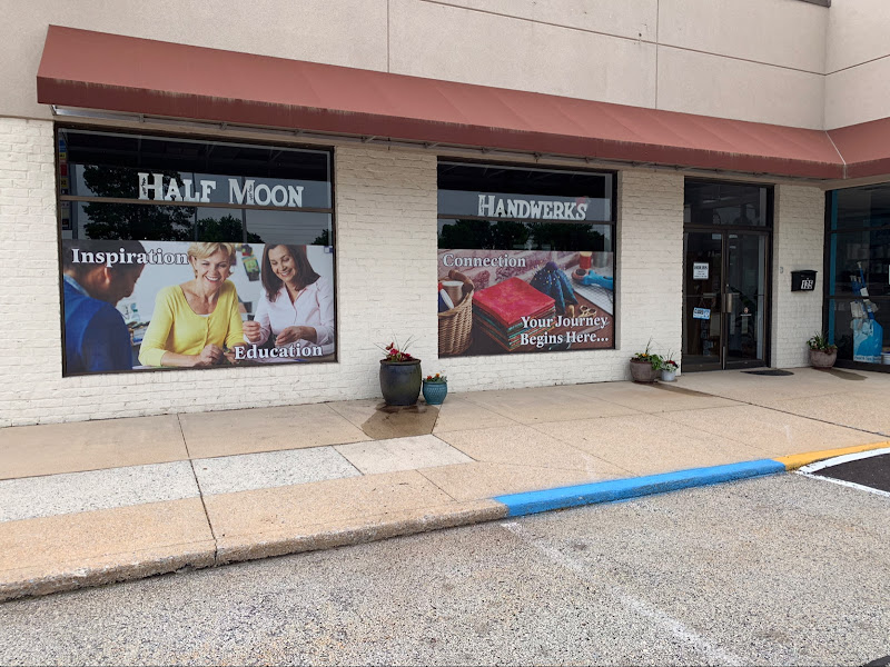Half Moon Handwerks