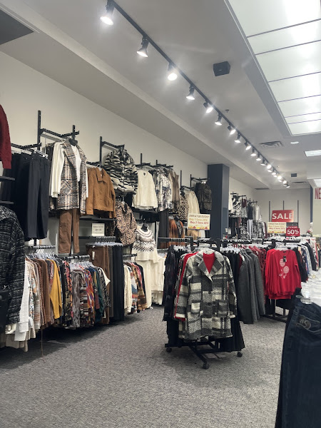 Suzanne's - Southland Mall