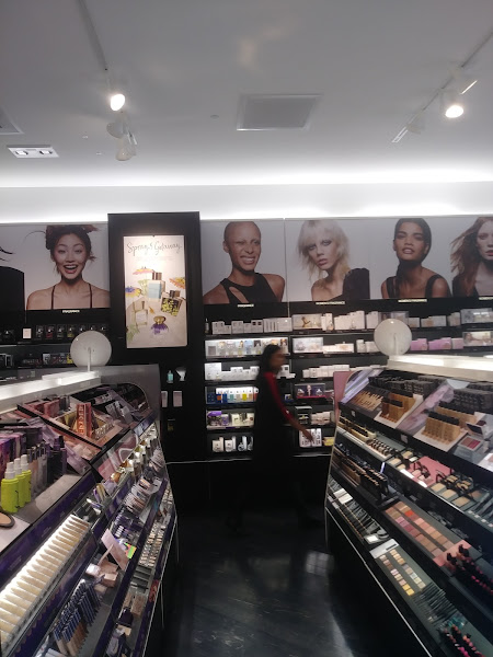 MAC Cosmetics