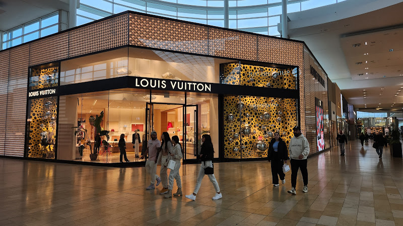 Louis Vuitton Holt Renfrew Toronto Yorkdale