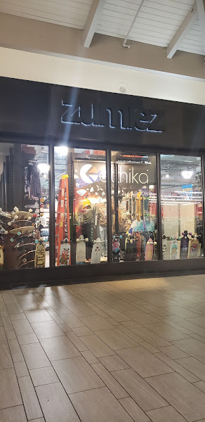 Zumiez