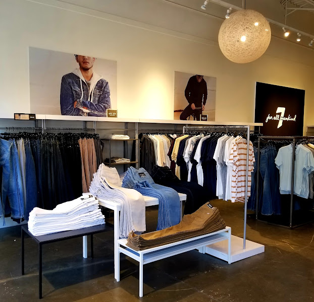 7 For All Mankind