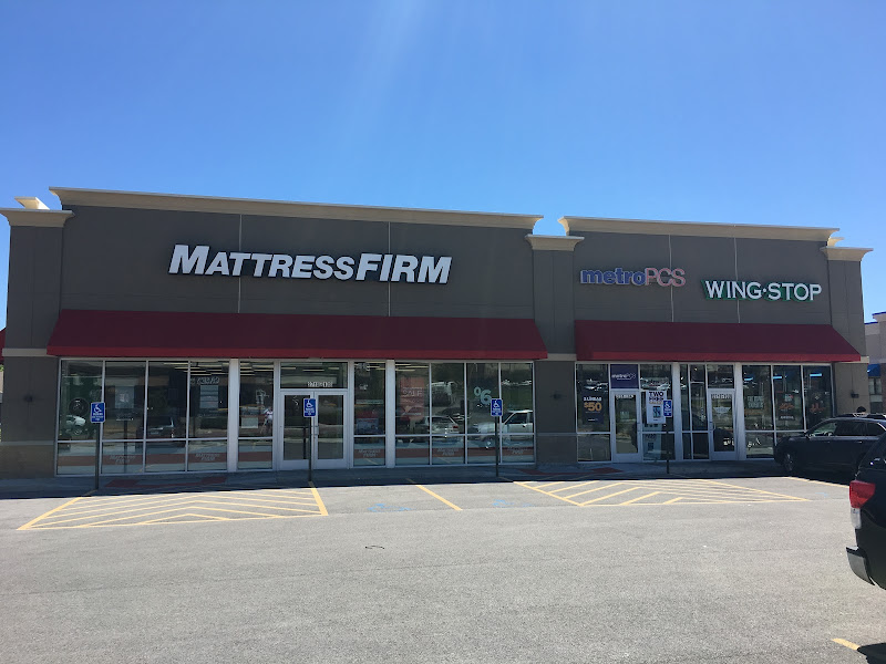 Mattress Firm North Kansas Expressway
