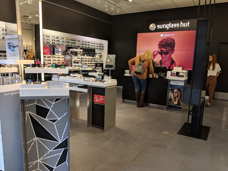 Sunglass Hut