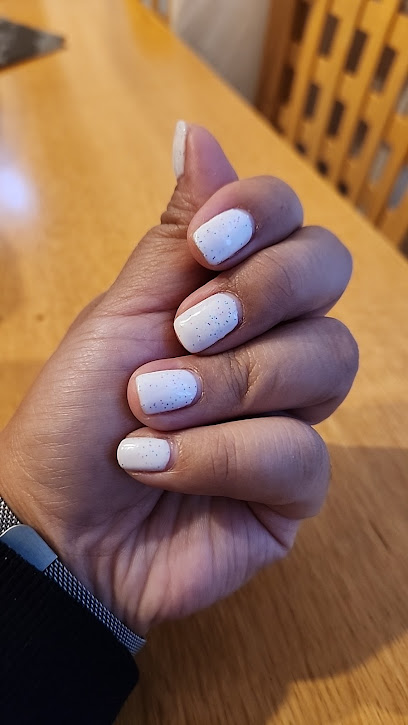 Tip Toe Nails & Spa logo