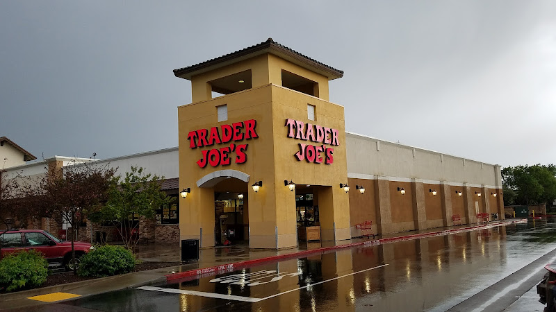 Elk Grove Commons