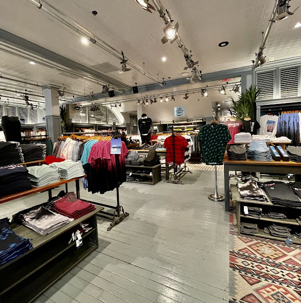 Hollister