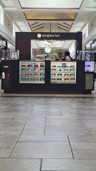 Sunglass Hut