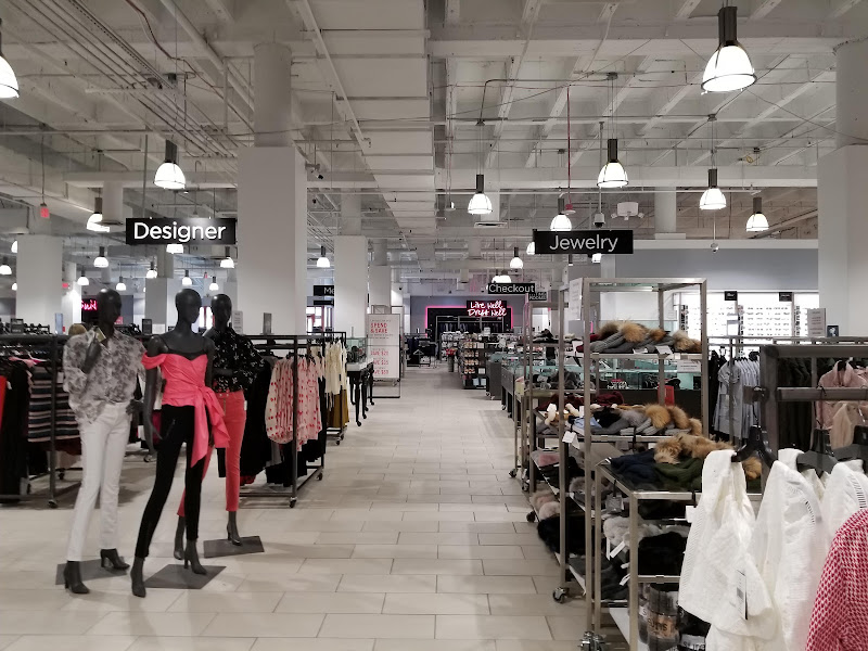 Saks OFF 5TH