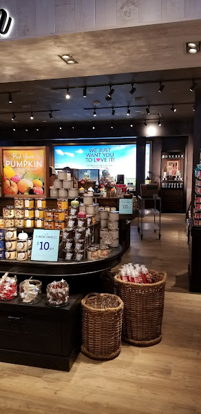 Bath & Body Works