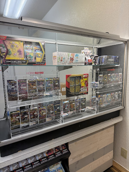 Glamorous Gamers Connect & Play Cafe