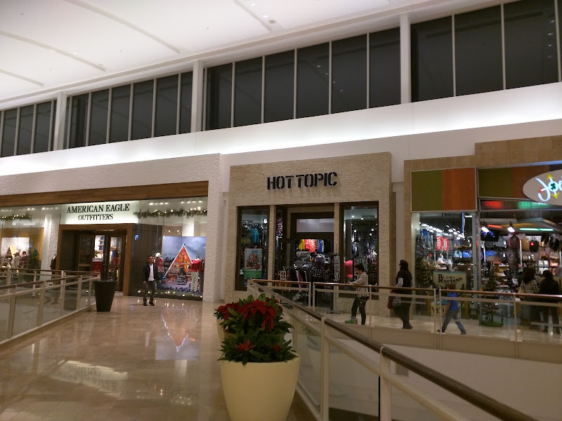 Hot Topic