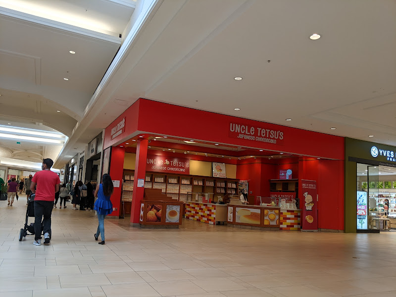 Uncle Tetsu's Japanese Cheesecake, Hillcrest Mall