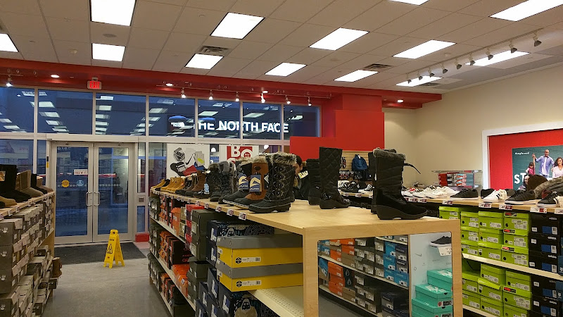 Famous Footwear