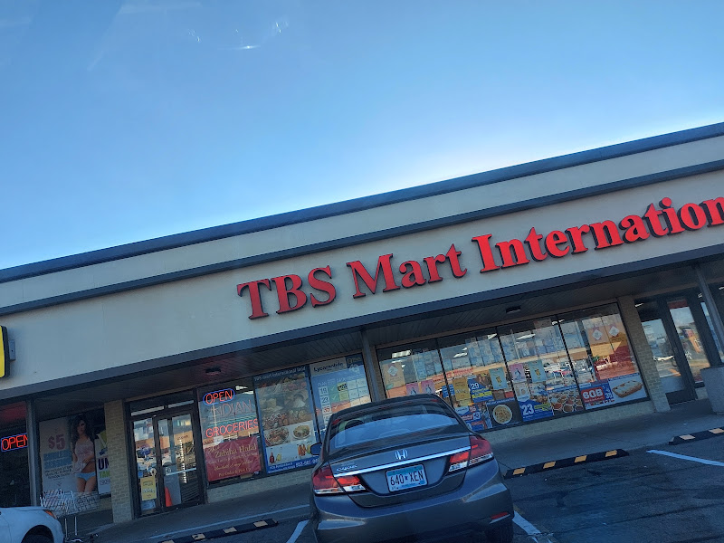 Town & Country Shopping Center