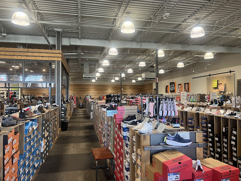DSW Designer Shoe Warehouse