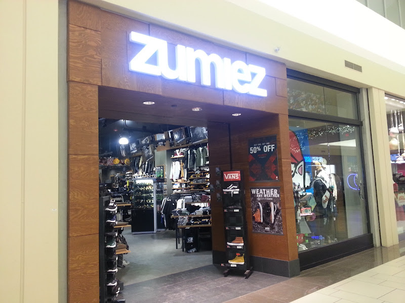 Zumiez