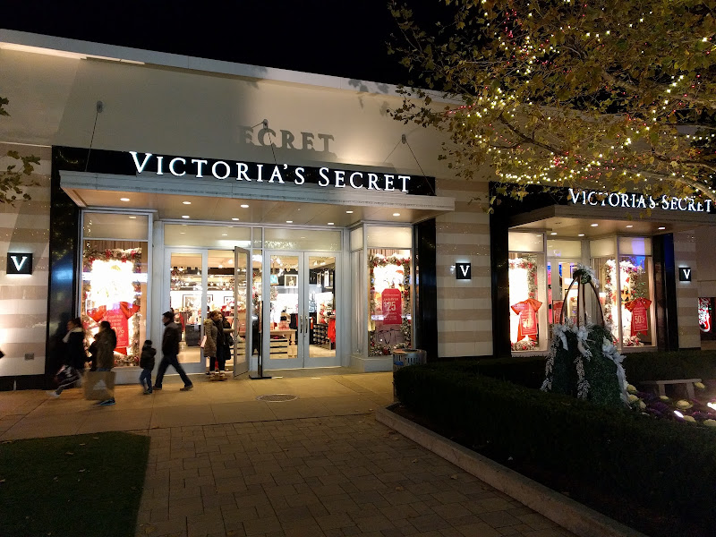Victoria's Secret & PINK