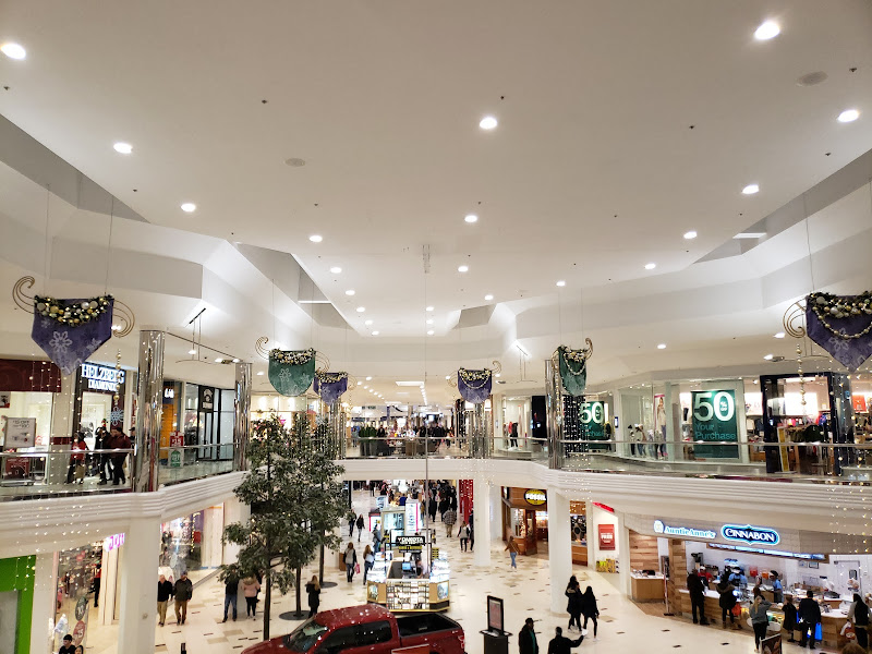 Twelve Oaks Mall