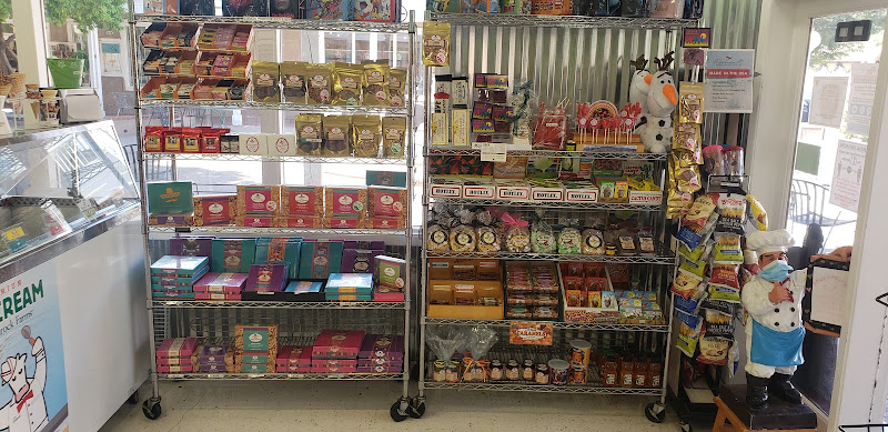Old Town Candy & Sweets
