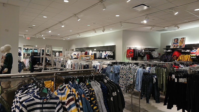 H&M