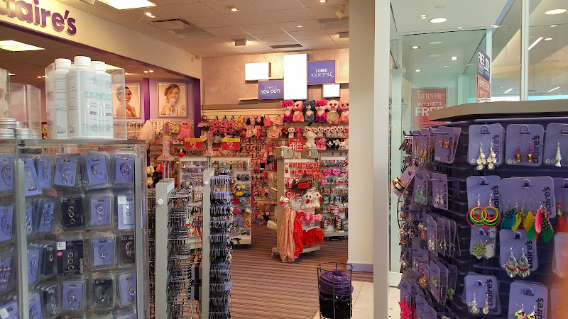 claire's