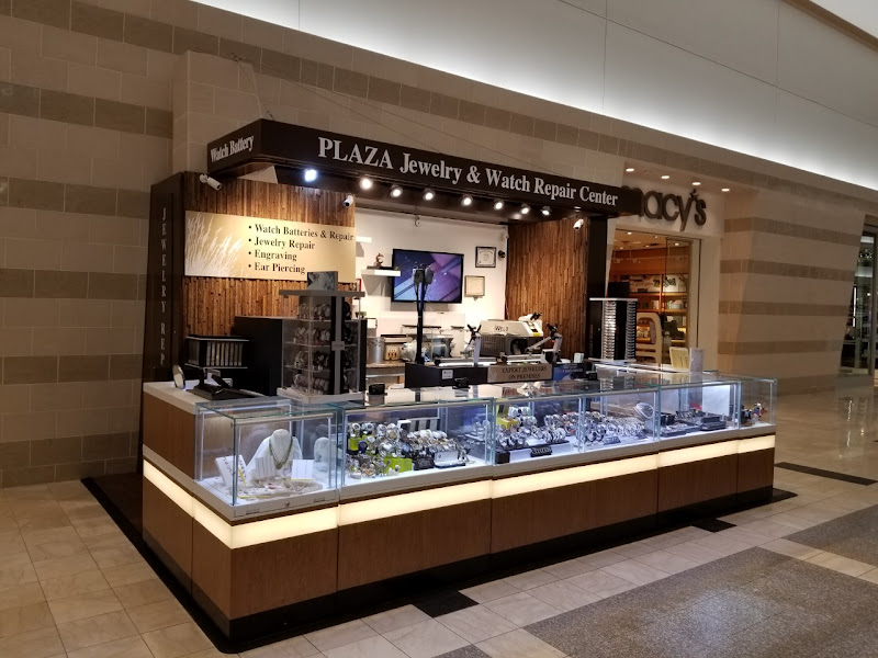 Plaza Jewelers