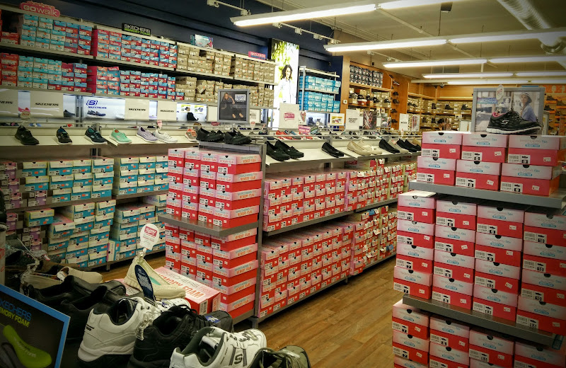 Tootsies Shoe Market