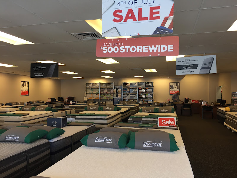 Mattress Firm Outlet - Elmhurst