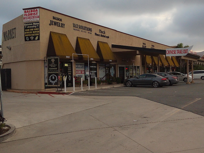Balboa Market Mall