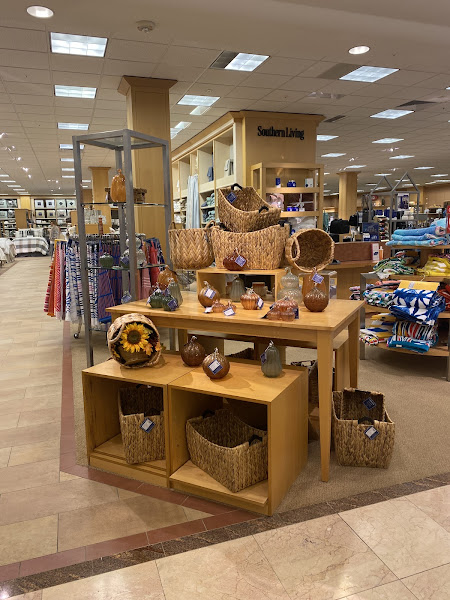 Dillard's