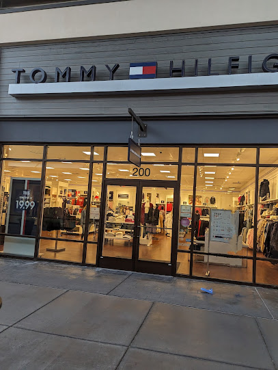 Tommy Hilfiger