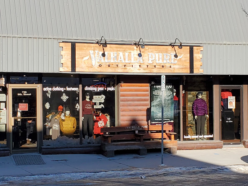 Valhalla Pure Outfitters Canmore