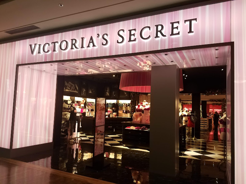 Victoria's Secret & PINK