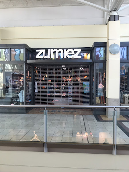 Zumiez