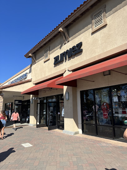 Zumiez