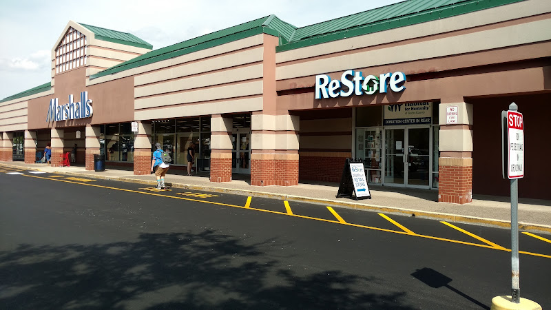 Langhorne Square Shopping Center