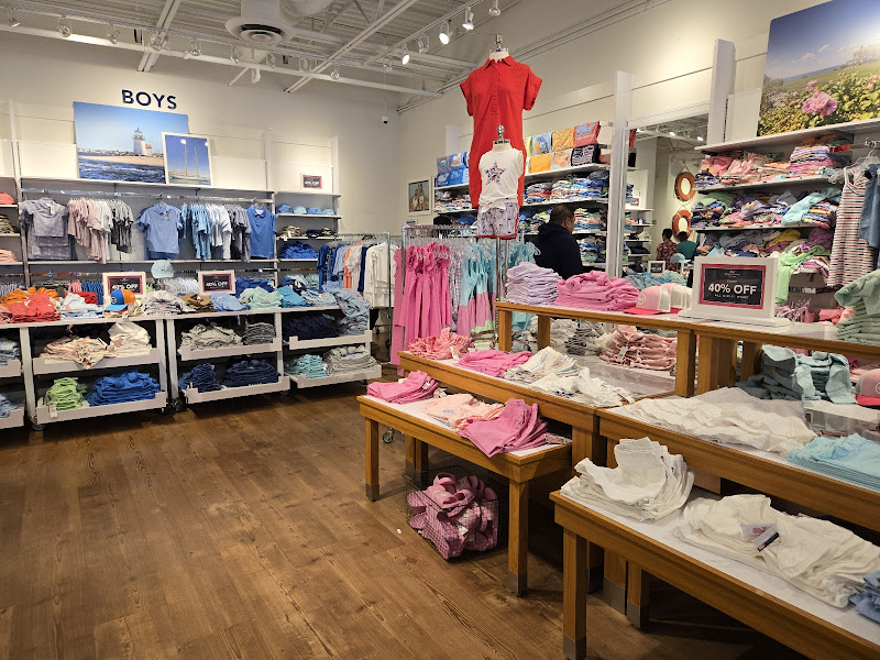 vineyard vines Outlet