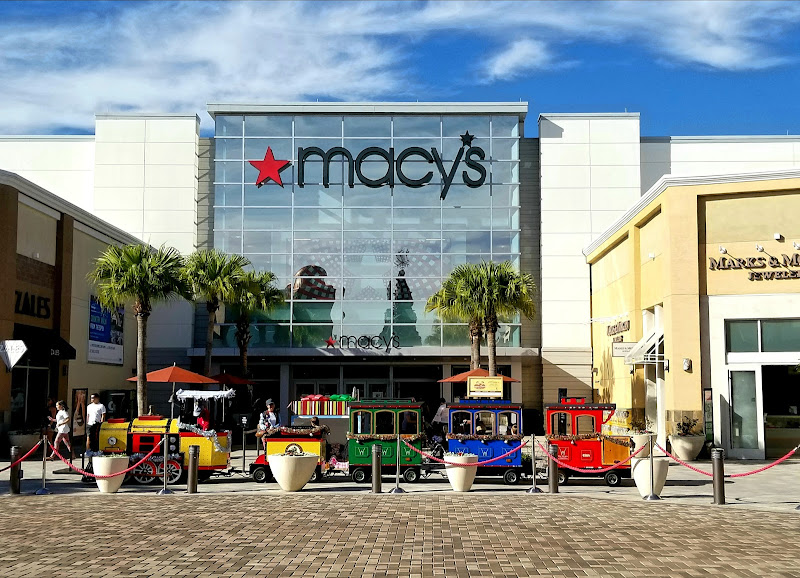 The Shops at Wiregrass