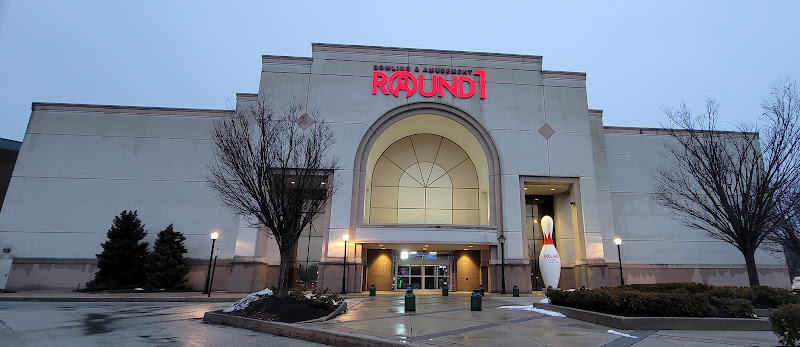 Round1 Bowling & Arcade - Exton