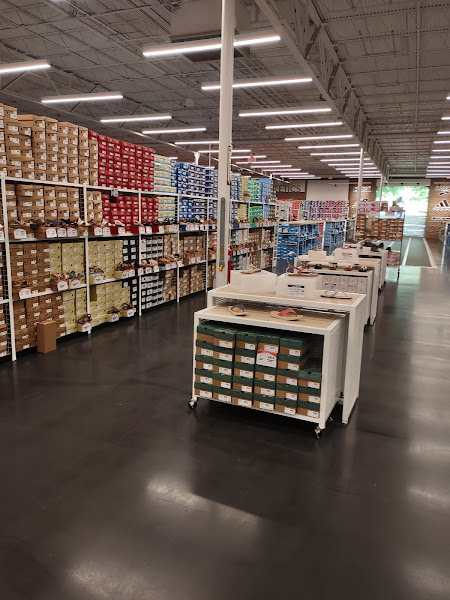 Shoe Station