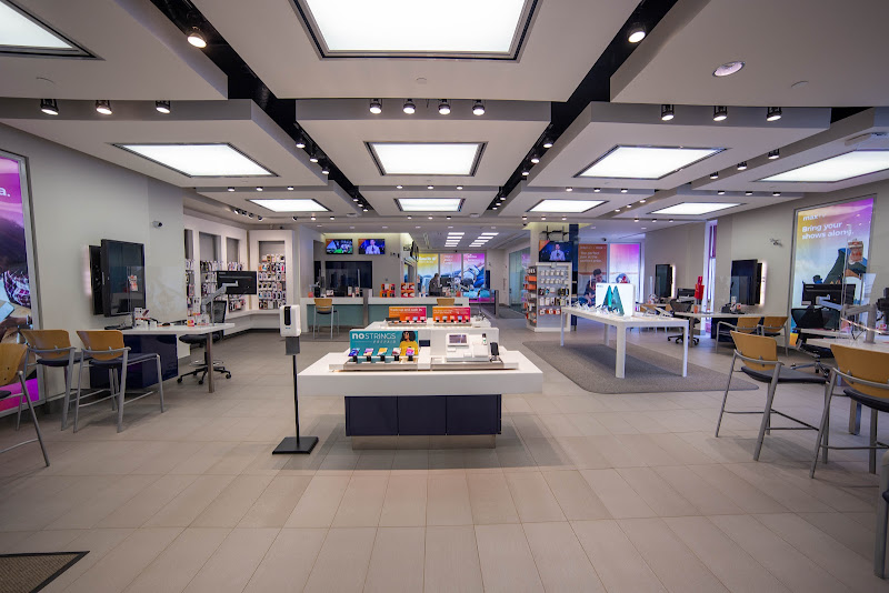 SaskTel Store
